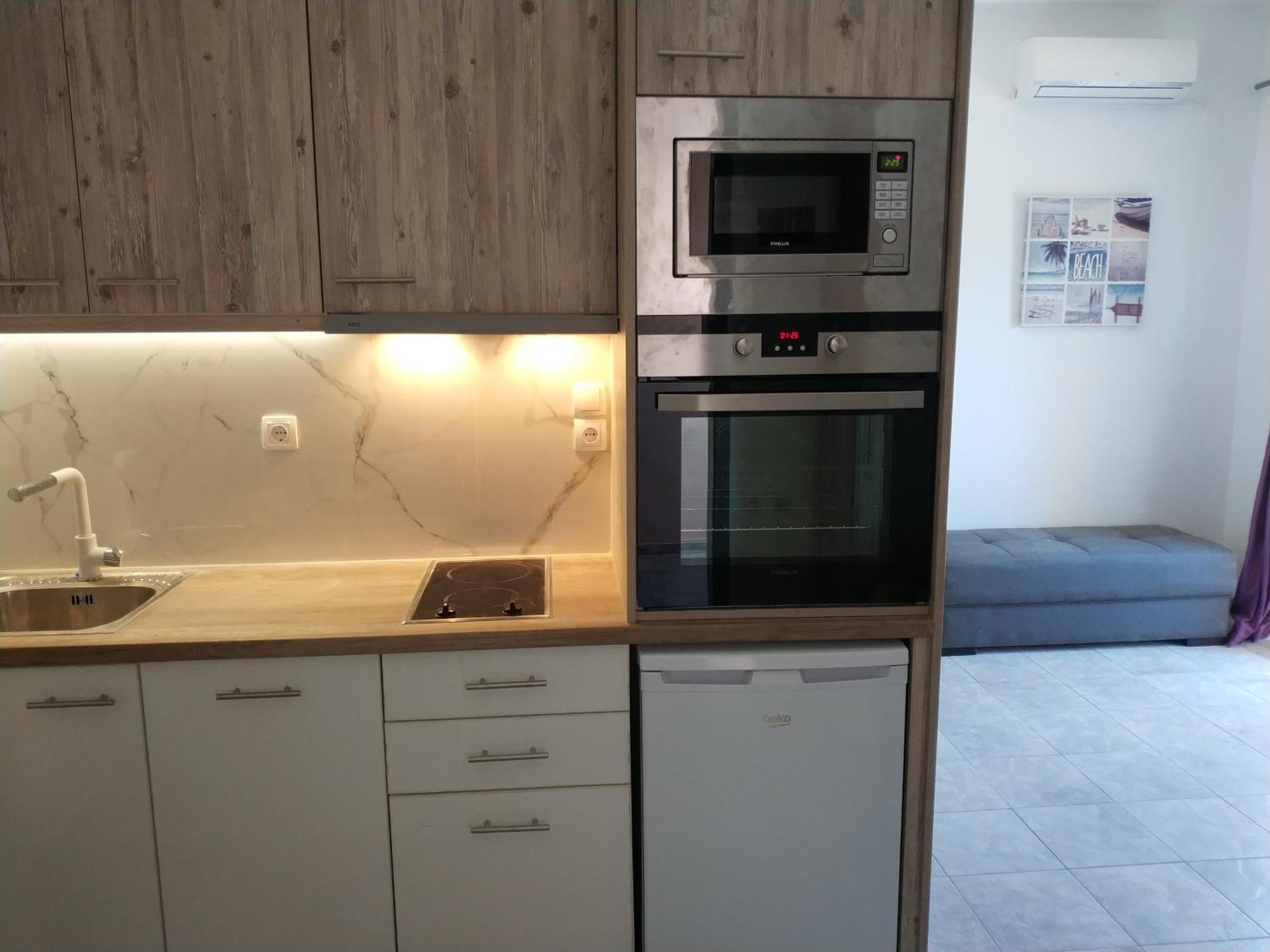 Nikos Apartments Agia Marina  Bilik gambar