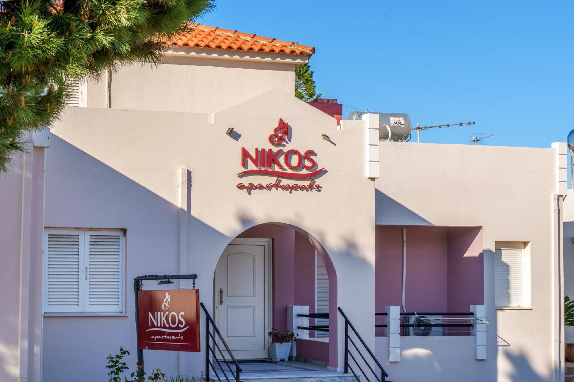 Nikos Apartments Agia Marina  Luaran gambar
