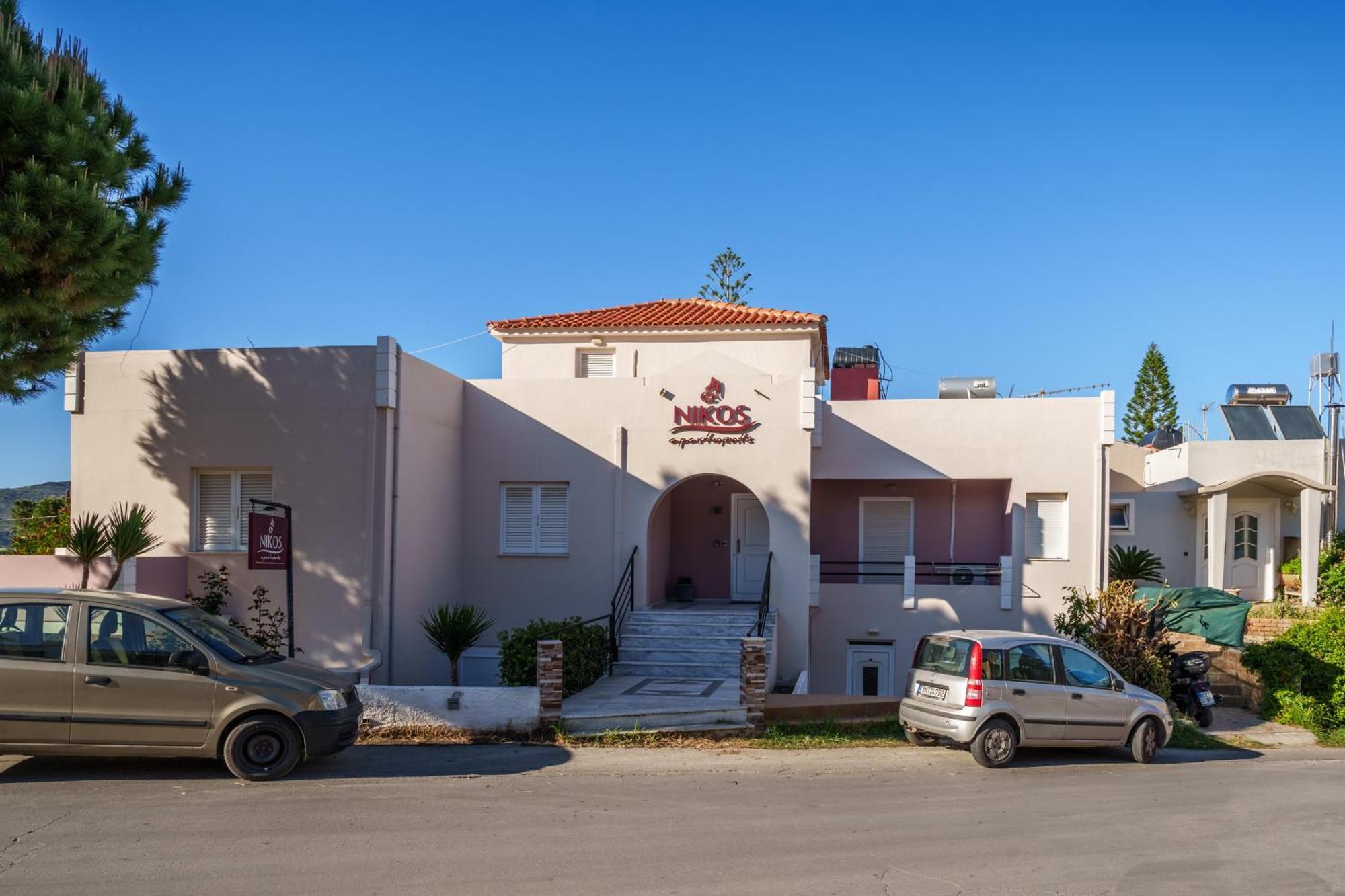 Nikos Apartments Agia Marina  Luaran gambar